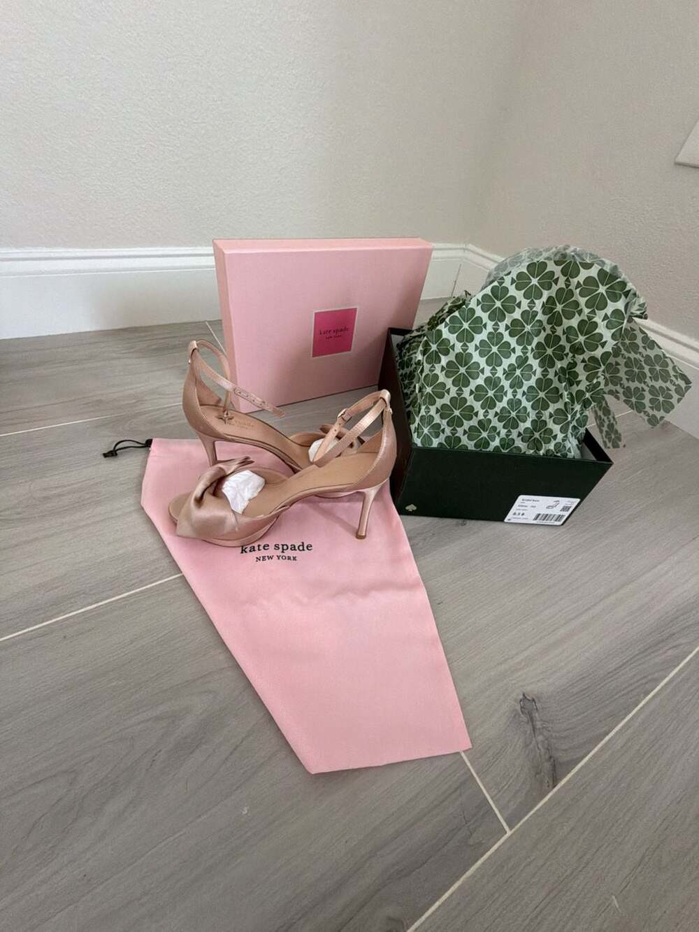 Kate Spade Bridal Bow Satin Heels Pale Vellum Size 8.5B